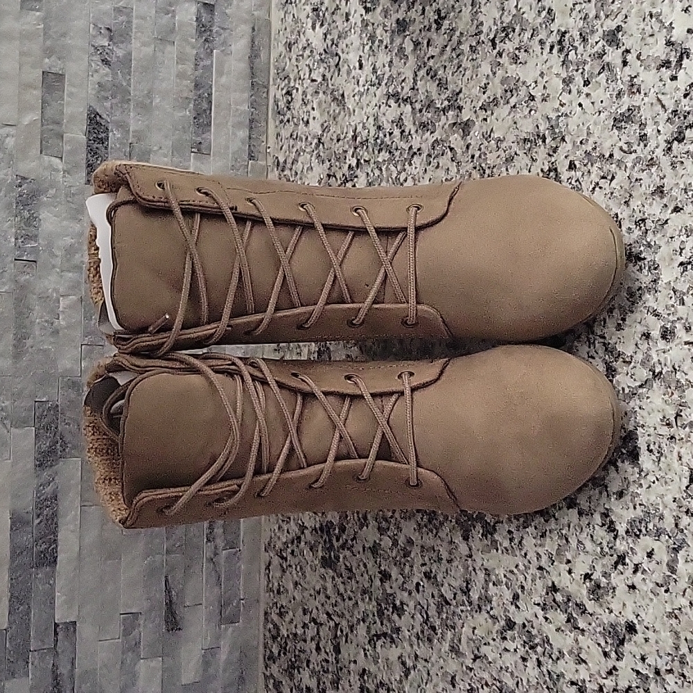 NINE WEST BOOTIES